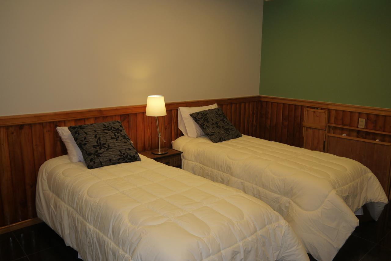 Hostal Keikruk Punta Arenas Exterior photo